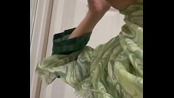 Gairah Tersembunyi Di Balik Jilbab