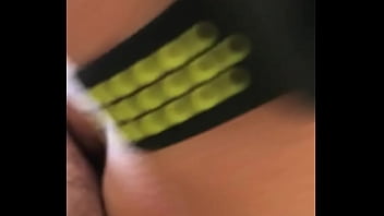 Istri Nakal Melahap Kontol