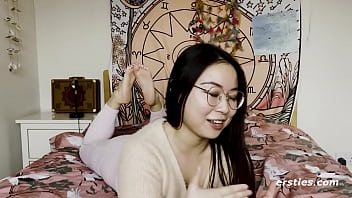 Gadis Tionghoa Imut Bergairah Membuat Video Masturbasi Panas Untuk Kami