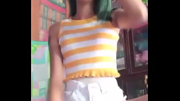 Tayangan Panas Bigo Live, Celana Ketat Asia Memperlihatkan Lekuk Ranum