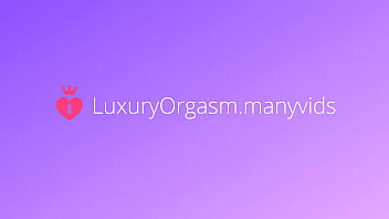 Dia Mengeluarkan Air Maninya Di Dalam Celana Dalamku Sementara Aku Mencapai Klimaks Dari Jari-jari Basahnya Yang Besar. Kenikmatan Orgasme – Luxuryorgasm
