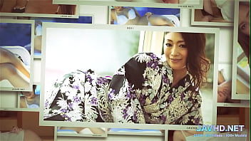 Gadis Jepang Berbulu Lebat 19 Tahun