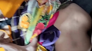 Gadis Desa India Ngentot Di Alam Terbuka