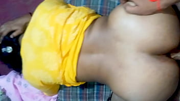 Desi Indian Bhabhi Dengan Pantat Kencang Digoyang Ganas