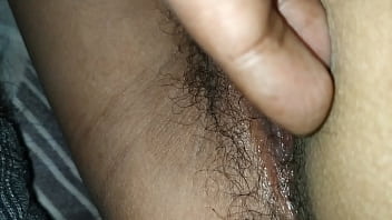 Istri Desi Yang Menggoda Dan Siap Memuaskan Hasrat