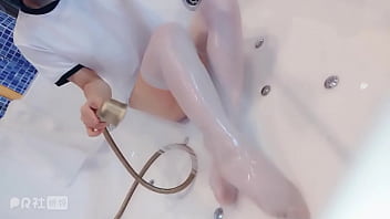 Gadis Tionghoa Yang Menggoda Dan Memikat
