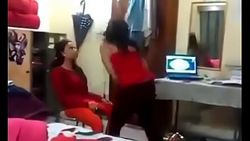Garam Masti Hostel Ki Raat Mein
