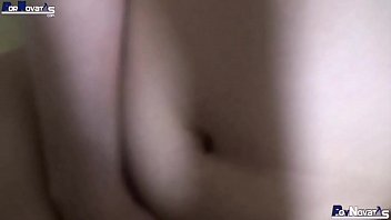 Gadis Arab Muda Dengan Payudara Alami Besar Digoyang Kencang