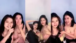 Dua Gadis Lokal Indo Yang Seksi Saling Meremas Dan Memainkan Payudara Mereka