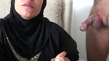 Istri Arab Seksi Yang Suka Ditonton Suaminya