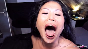 Nicky Bei, Thai Milf Hot, Digoyang Anal Dan Dikremi Dalam Pesta Seks Grup Jerman