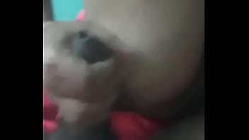 Istri Desi Menggenggam Dengan Penuh Gairah