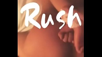 Cewek Tiongkok Seksi Lagi Ngentot Di Memeknya