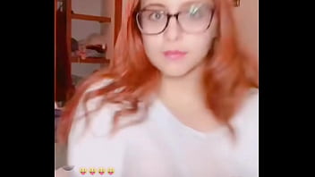 Lajoymx En Vivo Mostrando Sus Pezones