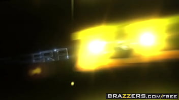 Brazzers – Bokong Basah Menggoda – (kat Dior, Jessy Jones) – Celana Ketat Yang Sempurna – Cuplikan Trailer