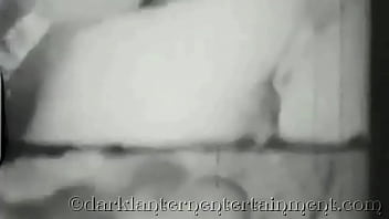 Kartu-kartu Panas Dari Ibu Tiriku: Kisah Malam-malam Yang Tak Terlupakan