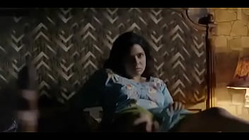 Permainan Suci Yang Menggoda: Sensasi Erotis Bollywood