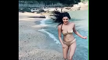 Gadis-gadis India Yang Menggoda Dengan Lekuk Tubuhnya Yang Mempesona