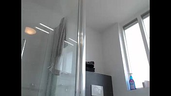 Adik Remaja Siswet19 Mengocok Memek Di Webcam Live — Www.sheer.com/siswet