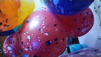Balon India Yang Menggembung Menggoda