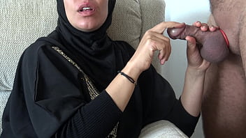 Istri Arab Yang Suka Ditipu Dan Anak Tirinya Yang Ganas