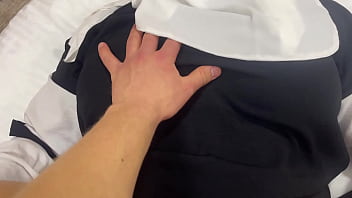 Pelayan Arab Menggoda Tamu Hotel Di Kamar Dengan Vaginanya Yang Ketat