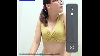 Bigo Live: Tonton Aksi Panas Dan Goyangan Seksi Di Sini
