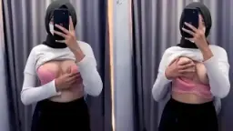 Gadis Berjilbab Pamer Payudara Mulus Menggoda