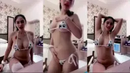 Selebgram Hot Montok Dengan Tubuh Seksi Dan Sensual