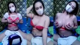 Selfie Mesra Payudara Besar Basah Kuyup – Bos Wanita Desah Jenie
