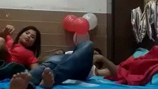 Video Panas India: Suara Erangan Menggoda Istri Teman