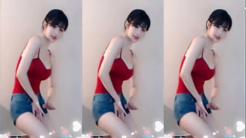 Cô Gái Trung Quốc Uốn éo Nhún Nhảy đầy Quyến Rũ