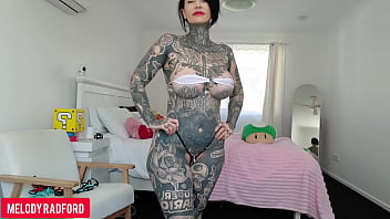 Coba Bikini Mini Panas Ibu Tiri Seksi