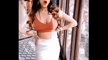 Shilpa Shetty: Tubuh Seksi Yang Menggoda Dan Tak Terlupakan