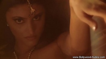 Menguak Rayuan Ganas Dari Bidadari Milf India