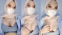 Camilla Berhijab Menggoda, Meremas Payudara Montoknya