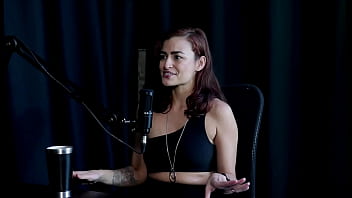 Ibuku Tahu Aku Kecanduan Seks, Belum Sampai Rekam Dengan Waria, Memutuskan Berhenti Untuk Sembuh, Lalu Dijuluki “bintang Porno Evangelis” – Kamilla Werneck (sheer/red)