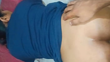 Bokep India: Bhabhi Montok Dihardcore Dari Belakang