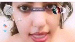 Gadis Pakistan Seksi Dengan Chut Merah Muda Ketat Memamerkan Tubuh Telanjang Di Tango