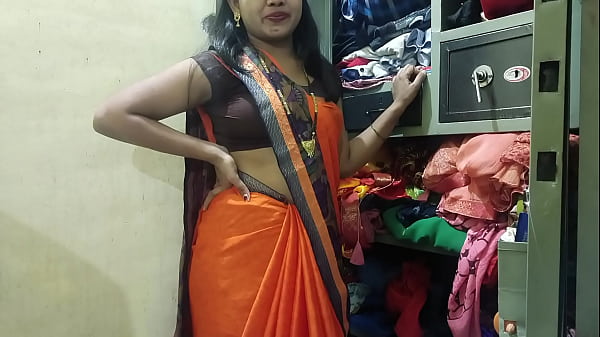कामवाली की साड़ी फिसलाकर गर्म चुदाई की हिंदी आवाज़