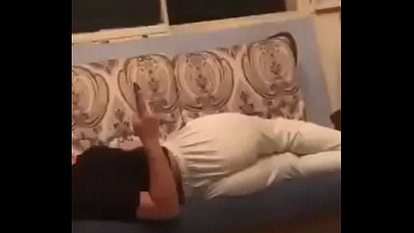Tango Panas: Goyang Liar Di Atas Ranjang