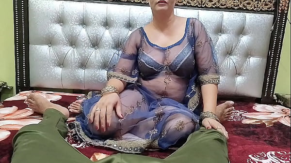 Bhabhi Hindi Yang Nakal Mengisap Kontol Dever Dan Minta Dientot Dubur, Blowjob Paling Hot