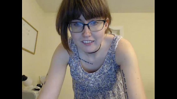 Cewek Bahagia Camgirl Telanjang Di Siaran Langsung