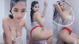 Coklat Lumer Di Payudara Gadis Mango Live Lagi Mandi