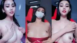 Chikita Remas Payudara Hingga Putingnya Tersembul