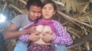 Pria Mengisap Payudara Sebelum Meniduri Ibu Malam Di Adegan Panas Nepal