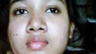 Video Gadis Wali Berbulu Merangsang Memeknya Yang Memikat