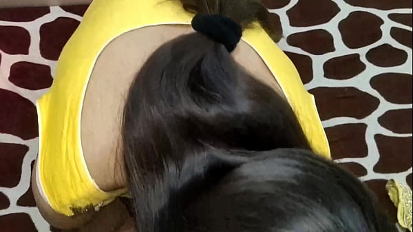 Gadis India Panas Menggoda Kakak Tiri Dengan Rayuan Mesra Dan Bicara Kotor!