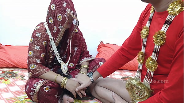 Perawan Malam Pertama, Suami Garuk Memek Istri Sampai Erang Dalam Bahasa Hindi