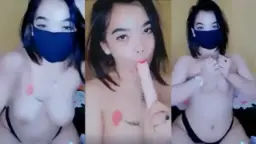 Tante Miya Mainin Payudara Di Siaran Langsung